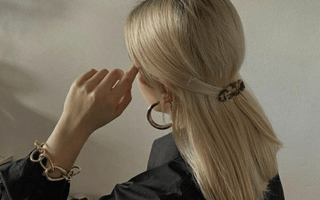 Schulterlange Haare stylen: moderne und simple Looks